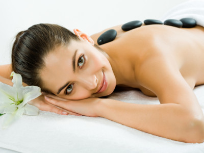 PROMOZIONE AUTUNNO/INVERNO DA SUN COMPANY: trattamento HOT STONE MASSAGE a 29,90 € invece di 70,00 €.